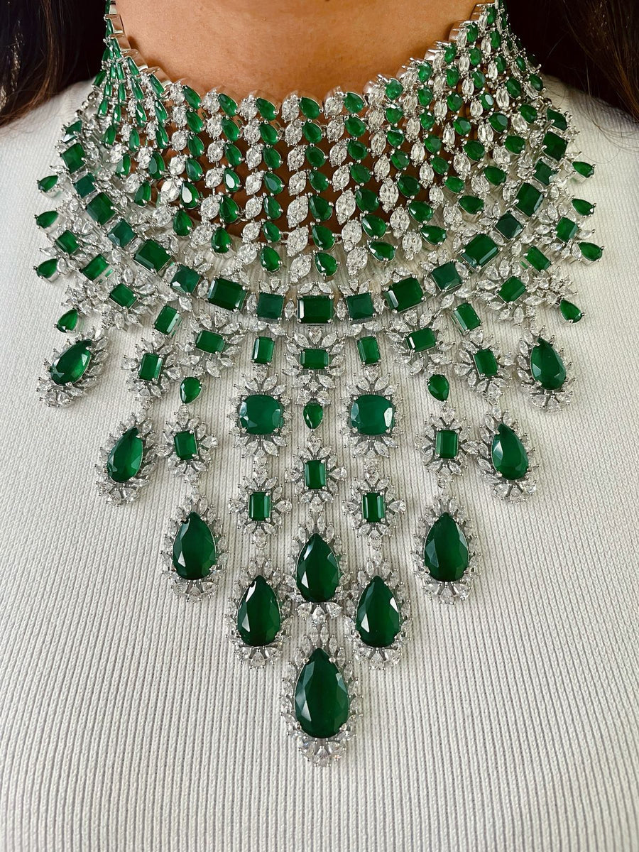 Elegant Emerald Drop Necklace Set with Heart Shaped Diamond Accents
