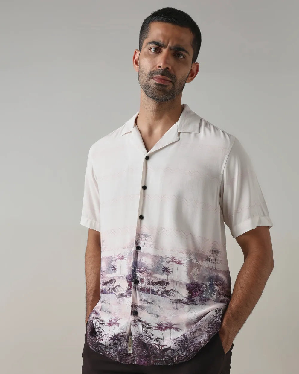 Relaxed Fit Shirt for Men with Off White Resort Inspired Print