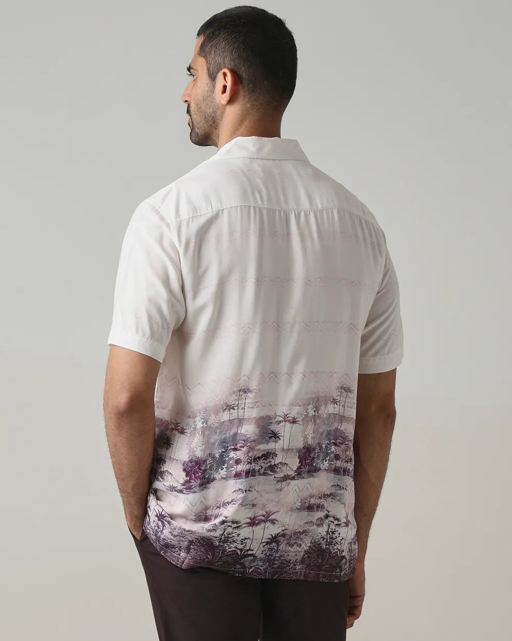 Relaxed Fit Shirt for Men with Off White Resort Inspired Print