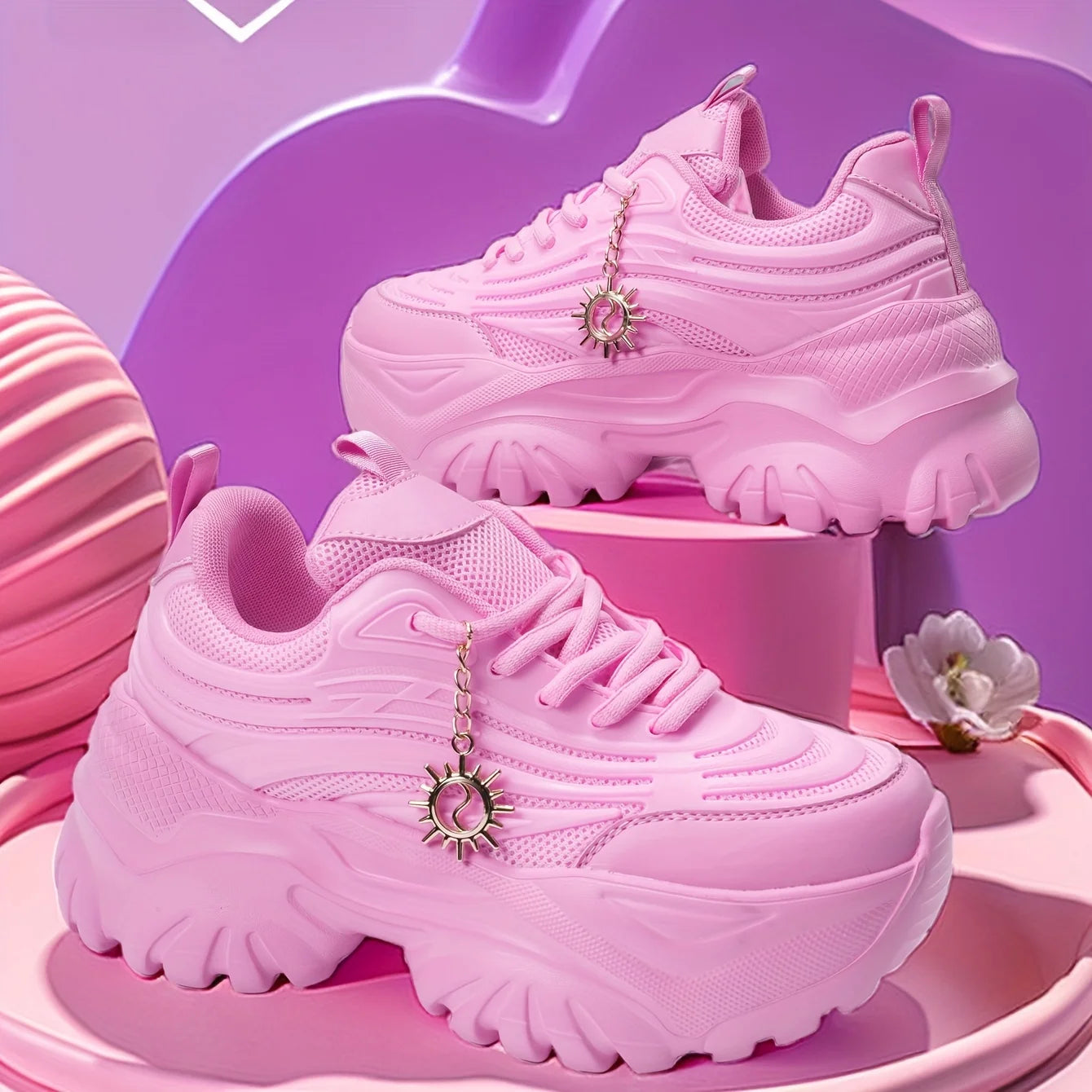 Durable Women’s Canvas Sneakers Comfortable Shoes with Breathable Upper and Flexible Sole for All Day Wear