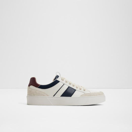 Modern Men’s White Low Top Sneakers for Smart Casual and Urban Fashion