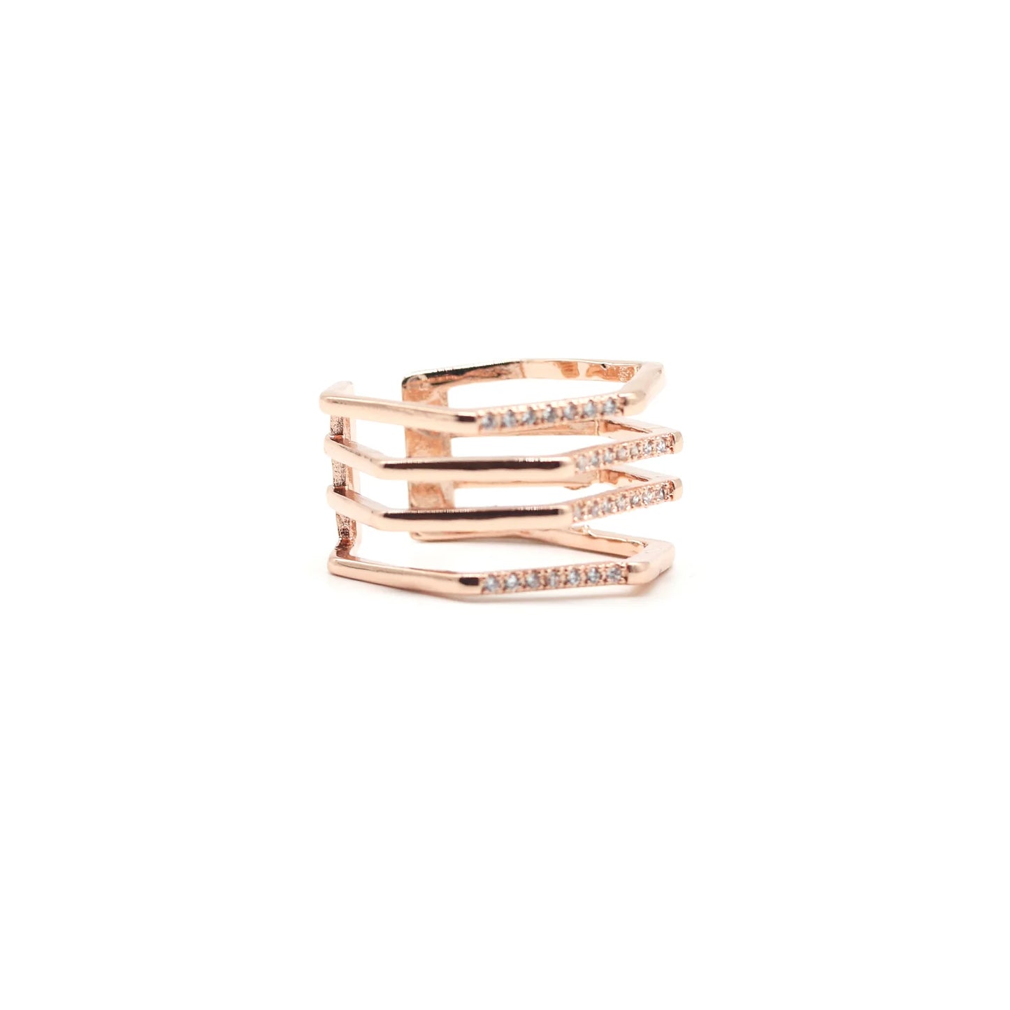 Fashionable Rose Gold Ring with Classic Design Stylish Jewelry Piece