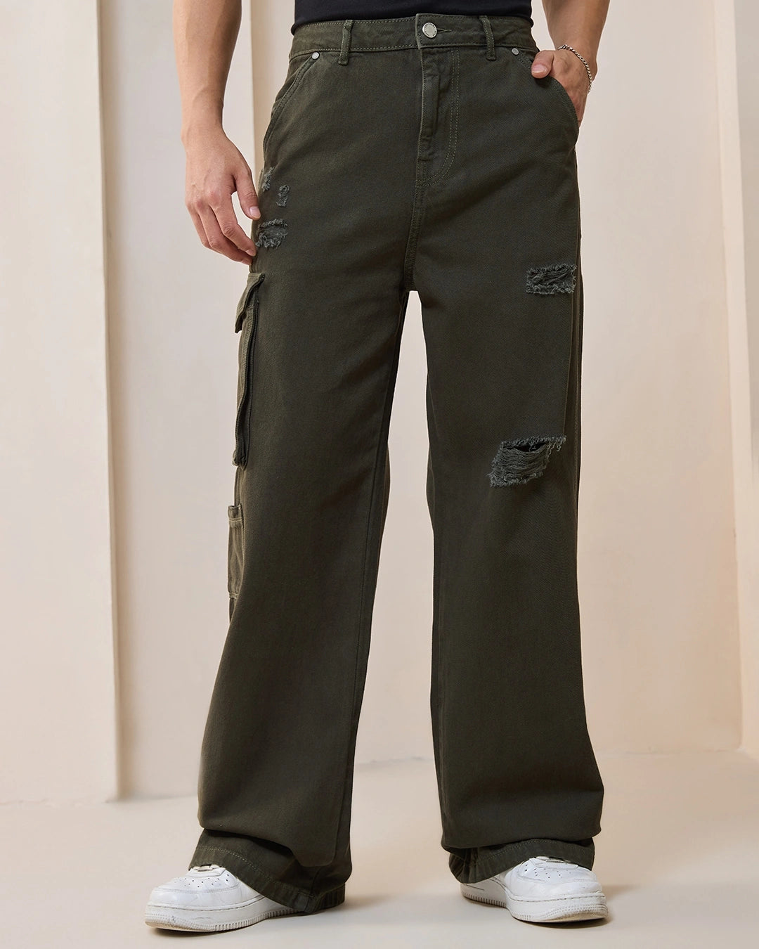 Casual Green Baggy Fit Cargo Jeans for Men in Distressed Denim Style