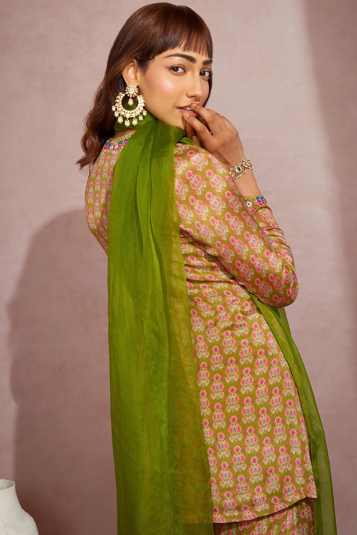 Stylish Olive Green Kurta Set with Matching Dupatta and Pants Perfect for Festivals
