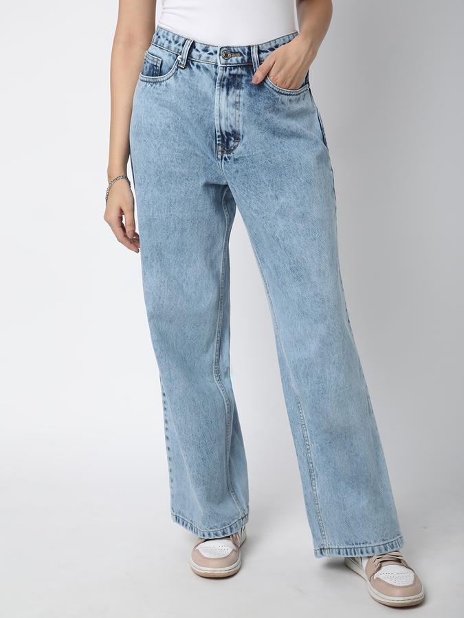 Elegant Women’s Relaxed Fit Jeans Ideal for Casual Office College and Outings