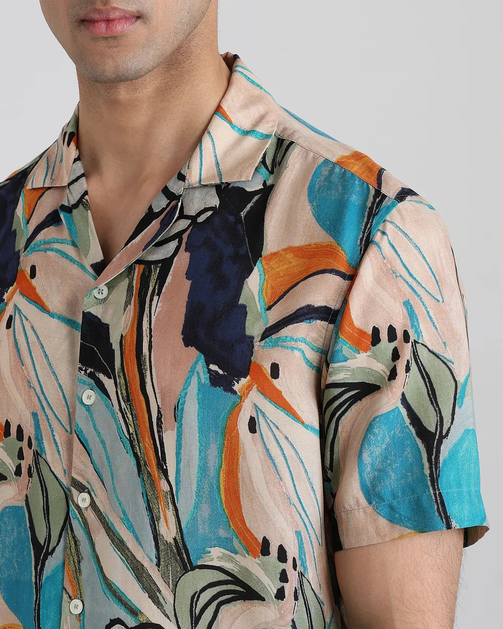 Stylish Men’s Multi Resort Print Relaxed Fit Casual Shirt Breathable Cotton Shirt Ideal for Vacation, Beach, and Travel